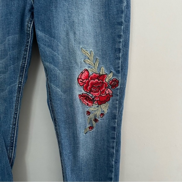 Floral Embroidered Skinny Jeans Y2K - Picture 3 of 7